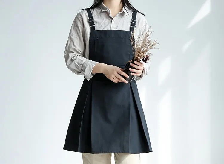 Lady's ruffle work apron