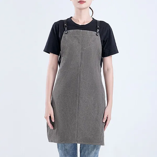Hidden-Pocket Canvas Apron 3