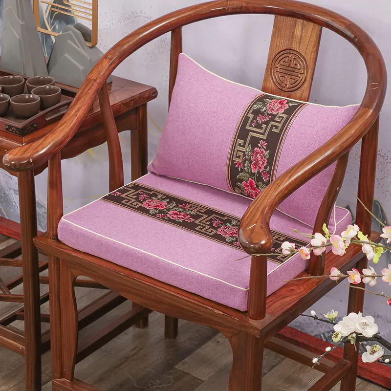 Customizable seat cushion with classical elegance 13