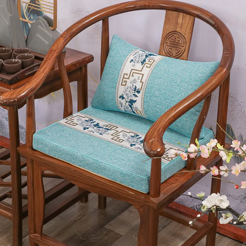 Customizable seat cushion with classical elegance 25
